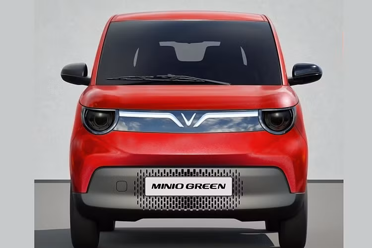 Công ty Cổ phần Di chuyển Xanh và Thông minh (GSM) mới đây đã chính thức nhận đặt cọc bốn mẫu xe điện chuyên dụng cho dịch vụ vận tải của VinFast, gồm; Herio Green, Nerio Green, Limo Green và Vinfast Minio Green giá rẻ. Đồng thời, GSM cũng công bố giá bán của các mẫu xe này. 