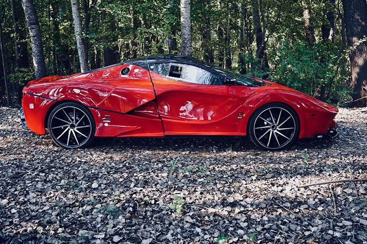 Với tư duy đó, một số người mê xe đã cố gắng tạo ra các bản sao, và Ferrari là một trong những thương hiệu thường bị sao chép nhất. Đối với trường hợp của chiếc Ferrari nhái từ Audi R8 Spyder V10 trong bài viết này, nó muốn bắt chước mẫu hypercar hàng đầu của thương hiệu Ý là LaFerrari.