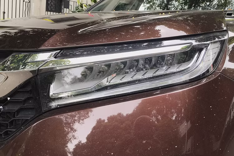 Honda Avancier mới lần đầu ra mắt vào năm 2016 tại một triển lãm ôtô Trung Quốc., nó cũng là một sản phẩm của liên doanh Guangzhou-Honda. Xe có thiết kế đặc trưng như những mẫu xe mới khác của Honda như cụm đèn LED nối liền lưới tản nhiệt chrome, đèn hậu LED tạo hình chữ C...