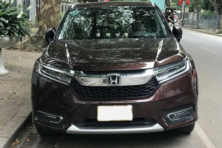 Bởi Avancier được làm riêng cho thị trường Trung Quốc, mẫu xe này gần như không có cơ hội được bán chính hãng tại Việt Nam. Việc mua bán xe biển ngoại quốc tiềm ẩn nhiều rủi ro về pháp lý.