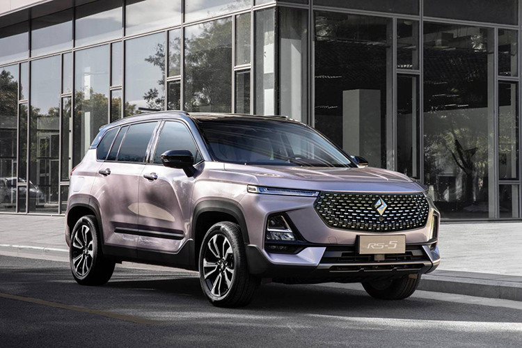Hãng xe hơi Baojun, công ty liên doanh của General Motors và SAIC Trung Quốc, đã chính thức công bố mẫu xe SUV Baojun RS-5 hoàn toàn mới ngay trước thềm Triển lãm Ô tô Thượng Hải 2019.