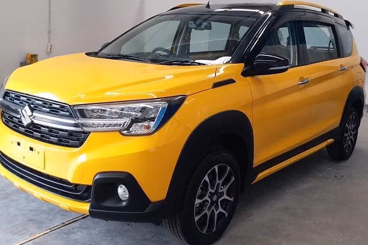 Can canh Suzuki XL7 moi hon 600 trieu tai Viet Nam