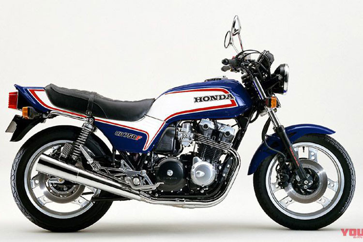 Vốn được yêu quý ngay khi từ khi được ra mắt, những mẫu xe môtô Honda CB và đặc biệt là dòng CB750F thế hệ đầu tiên đã gây được sự chú ý của giới chơi xe môtô - sau đó mới đến các dòng phân khối lớn hơn như 1100 và 1300. Honda CB750F ra mắt vào năm 1982 với bộ tem màu trắng xanh đỏ sau đó được truyền qua cho những thế hệ sau này.