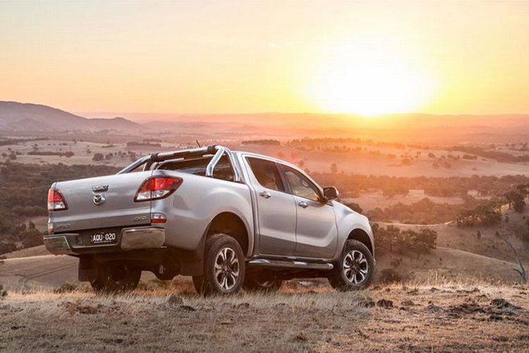 Chiếc bản tải BT-50 thế hệ mới của Mazda được thiết kế dựa trên nền tảng mượn từ Isuzu D-Max và lấy cảm hứng từ hai chiếc concept Vision Coupe và Kai. Đây sẽ là chiếc xe duy nhất trong phạm vi sản phẩm của Mazda không được xây dựng dựa trên nền tảng SkyActiv của hương hiệu.