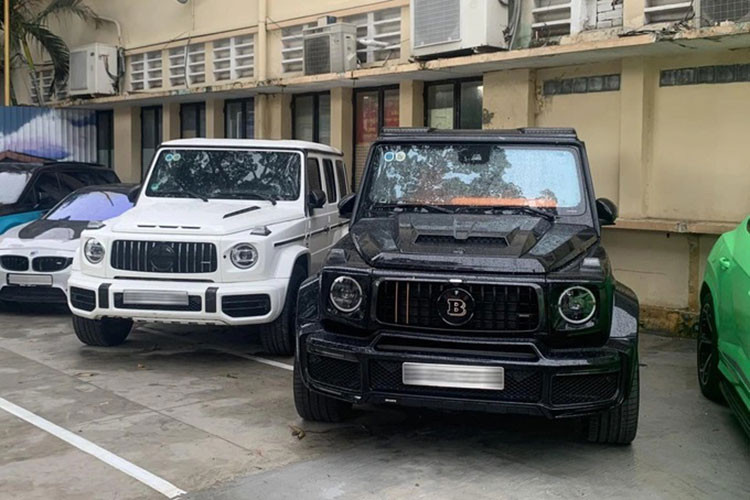 Phan Công Khanh còn bị tố cáo vì mượn xe Brabus G800 (màu đen), sau đó đem bán lấy 24,5 tỷ đồng. Mẫu SUV này thuộc diện hàng hiếm khi ước tính chỉ có 4 chiếc tại Việt Nam và có giá tới hơn 30 tỷ khi ra biển trắng. Được biết, chủ nhân xe G800 trong vụ án từng đặt mua của Khanh một số xe đắt tiền khác nhưng chưa về Việt Nam.