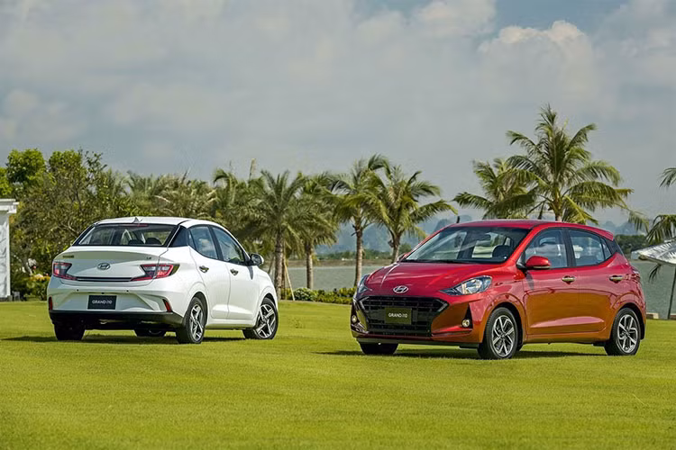 Tai chinh 360 trieu dong, chon Toyota Wigo hay Hyundai Grand i10?