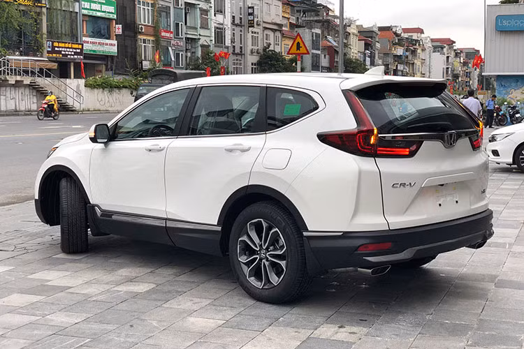 Honda CR-V Vin 2023 tai Viet Nam giam gia, ha sau 150 trieu dong-Hinh-3