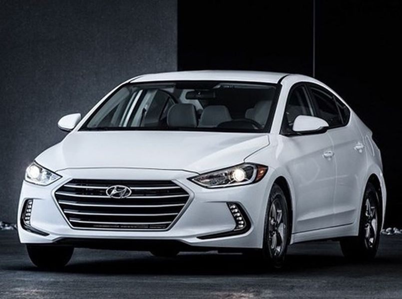 Hyundai Elantra Eco 2018: Xe sử dụng động cơ tăng áp 1.4L 4 xi-lanh GDI công suất 128 mã lực, mô-men xoắn cực đại 211Nm.