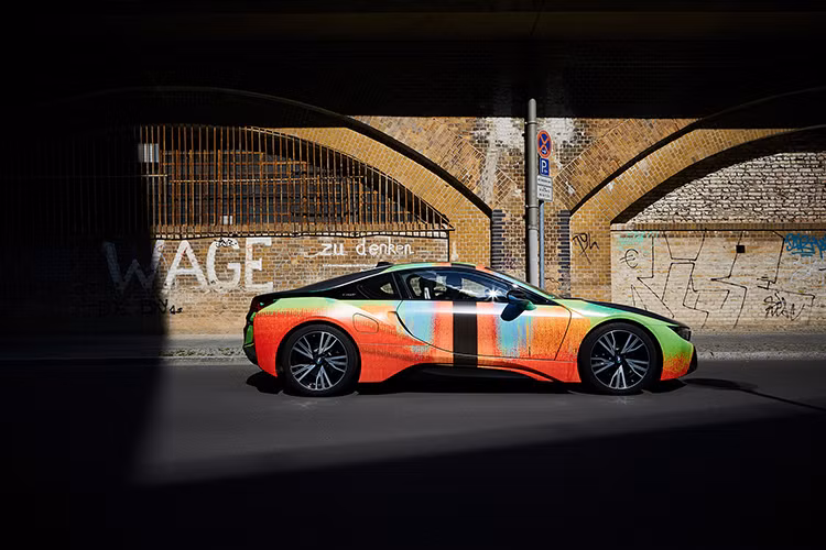 Không giống các mẫu xe tương tự, mà đôi khi được bán vì lợi nhuận hoặc vì một nghĩa cử cao đẹp, chiếc xe nghệ thuật BMW i8 không chính thức này sẽ không sớm sang tay người khác.