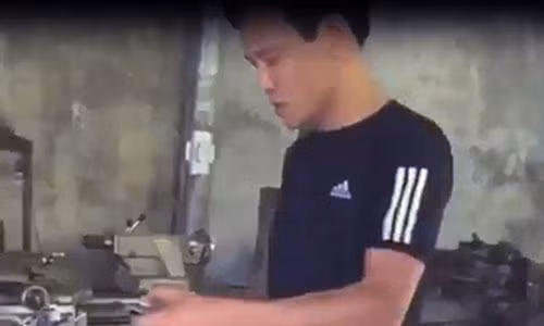 Bat khan cap “con no” danh 3 nguoi di doi no thue bam dap, bo le bo cang