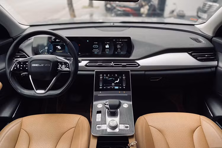 Beijing X7 giam toi 40 trieu dong tai Viet Nam, ngang gia Kia Seltos-Hinh-2