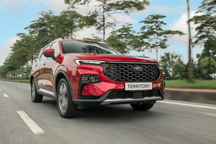  Ford Territory: 576 xe Trái ngược với đối thủ Mazda CX-5, Ford Territory sụt giảm mạnh về mặt doanh số trong tháng 8 vừa qua. Doanh số của mẫu xe này đạt 576 xe, giảm 21,8%. Tuy nhiên, xe vẫn giữ được vị trí thứ 2 trong phân khúc SUV cỡ C.