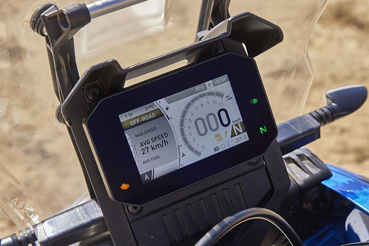 Xây dựng trên nền tảng động cơ 660cc đang áp dụng cho hai dòng xe thể thao Aprilia RS và Tuono, động cơ của Tuareg được tinh chỉnh để tối ưu hơn cho đường địa hình, cung cấp công suất tối đa 80 HP tại 9,250 vòng/phút và mô-men xoắn cực đại 70 Nm tại 6,500 vòng/phút.