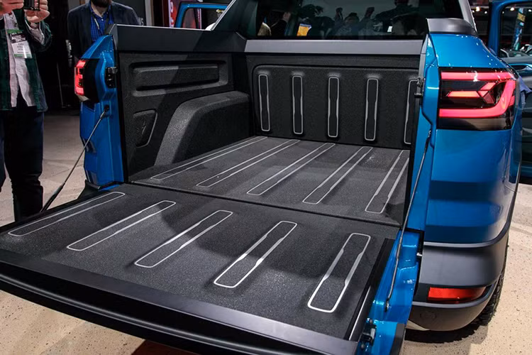 Đại diện của hãng xe ôtô Volkswagen cho biết khi chính thức được đưa vào sản xuất, Volkswagen Tarok bản thương mại sẽ được bổ sung thêm bản máy dầu là động cơ TDI 2.0L, sản sinh công suất 148 mã lực. Thậm chí sẽ có thêm bản động cơ 250 đến 300 mã lực tùy vào nhu cầu.