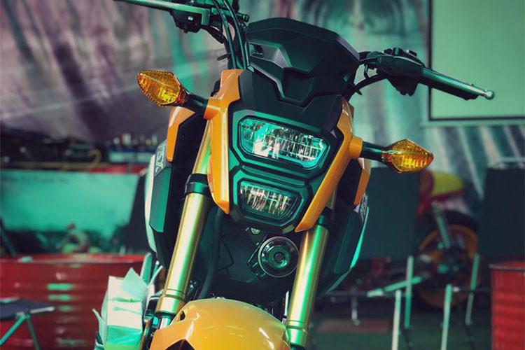 Nhằm mang đến hình ảnh mới trẻ trung hấp dẫn hơn cho mẫu xe cá tính này cũng như gia tăng thêm lựa chọn cho khách hàng, mới đây mẫu xe này đã được trưng bày tại Red Coffee Tự Thanh Đa, địa chỉ số 336 Ung Văn Khiêm, phường 25, quận Bình Thạnh, TP HCM - một địa điểm dành cho những tín đồ đam mê môtô và xe máy.