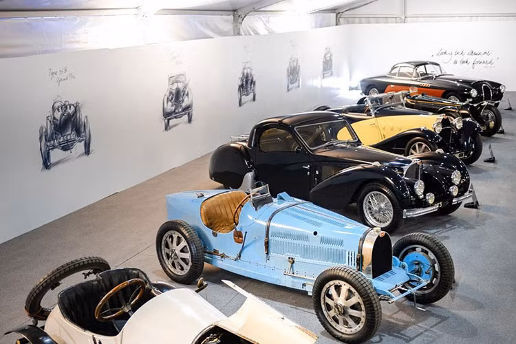 Sự kiện Passione Engadina 2022 sẽ là cuộc tụ họp dành cho 100/110 chiếc xe cổ của Ý đến năm 1992, trong đó, hãng xe Bugatti sẽ góp mặt, cho dàn xe để chạy quanh các con đèo nổi tiếng của Thụy Sĩ và Ý. Cuộc tụ họp năm nay vẫn diễn ra tại St. Moritz, Thụy Sĩ.