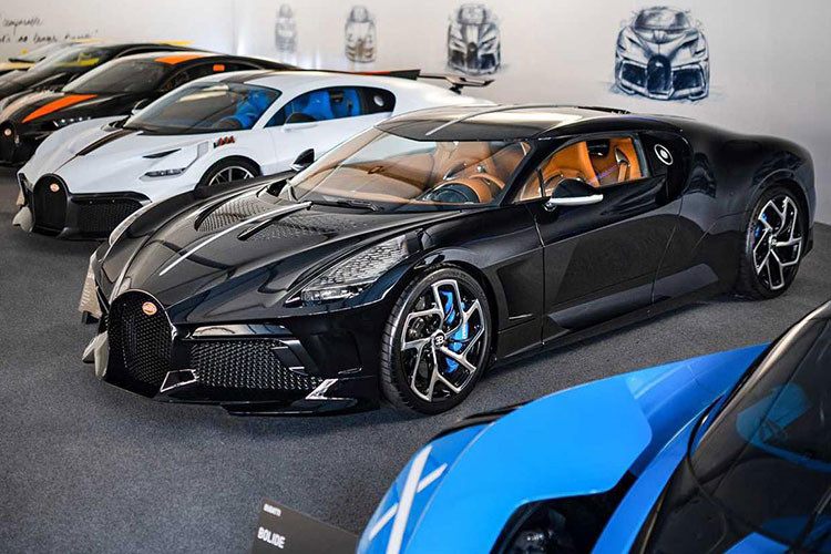Trên toàn thế giới chỉ có đúng 10 chiếc siêu xe triệu đô Bugatti Centodieci được sản xuất, 40 xe Divo ra đời, Bolide từ 1 xe được tăng số lượng lên 40 chiếc và sau cùng là La Voiture Noire chỉ 1 xe trên toàn thế giới.