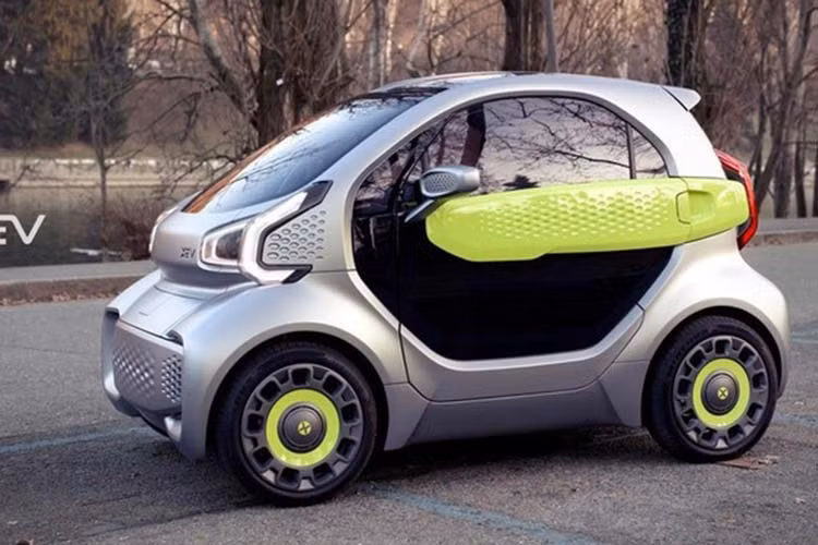 “Chúng tôi muốn tránh phong cách hầm hố đã trở thành phổ biến trong việc thiết kế xe điện đại bởi chúng tôi nghĩ nó không phù hợp dành cho YoYo,” đại diện XEV cho hay. Trước mắt, XEV chưa cho biết rằng liệu YoYo có được thử nghiệm an toàn đầy đủ hay không, nhưng khẳng định rằng sử dụng phụ tùng in 3D khiến xe trở nên an toàn hơn trong trường hợp tai nạn xảy ra so với một chiếc xe truyền thống.