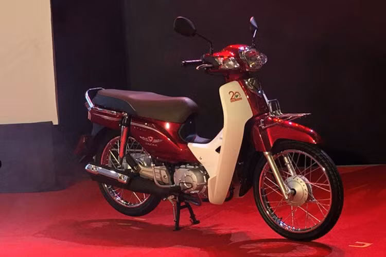 Honda Việt Nam trang bị cho Super Dream 110 phiên bản đặc biệt động cơ xi lanh đơn làm mát bằng không khí có dung tích 110 cc giống như phiên bản đã từng ra mắt năm 2013. Nếu so với bản 100cc trước đây thì động cơ này mạnh mẽ hơn 27% và tiết kiệm nhiên liệu hơn 12%.