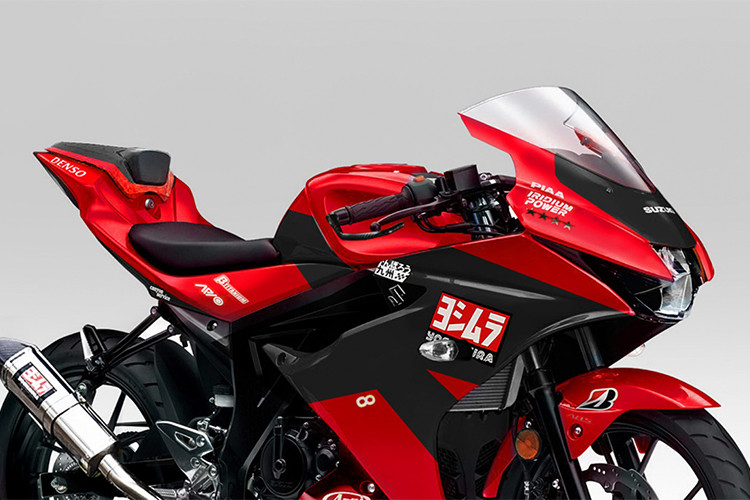 Ở phiên bản đặc biệt của mẫu xe môtô thể thao cỡ nhỏ Suzuki GSX-R150 Yoshimura 2018, thiết kế và sức mạnh của xe vẫn không có gì thay đổi. Thay vào đó, Suzuki GSX-R150 Yoshimura 2018 có bộ tem xe hoàn toàn mới với logo Suzuki lớn chạy dọc thân xe.