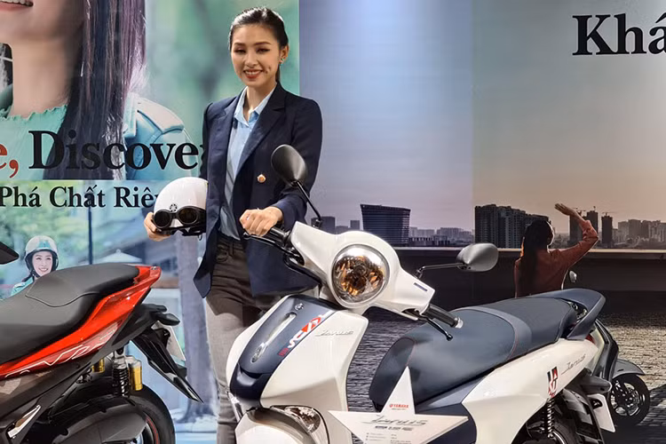 Ví dụ, từ số tiền hiện có để khoanh vùng các loại xe có mức giá có khả năng chi trả. Bạn cố mua một chiếc xe tay ga đắt tiền, chưa chắc đã yên tâm để sử dụng vì còn phụ thuộc vào nhiều yếu tố khác nữa. Hãy tính đến cả chi phí sử dụng sau này (chi phí nhiên liệu, chi phí sửa chữa, thay thế phụ tùng…).