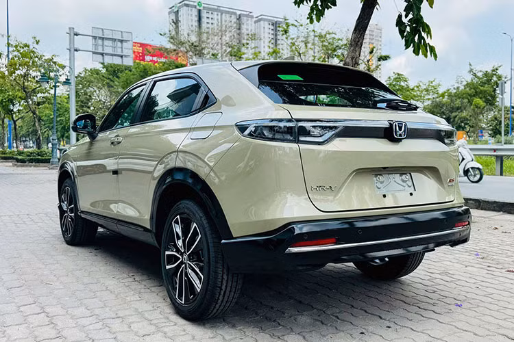 Lua chon Honda HR-V e:HEV RS 2025 hay Toyota Yaris Cross HEV?-Hinh-3