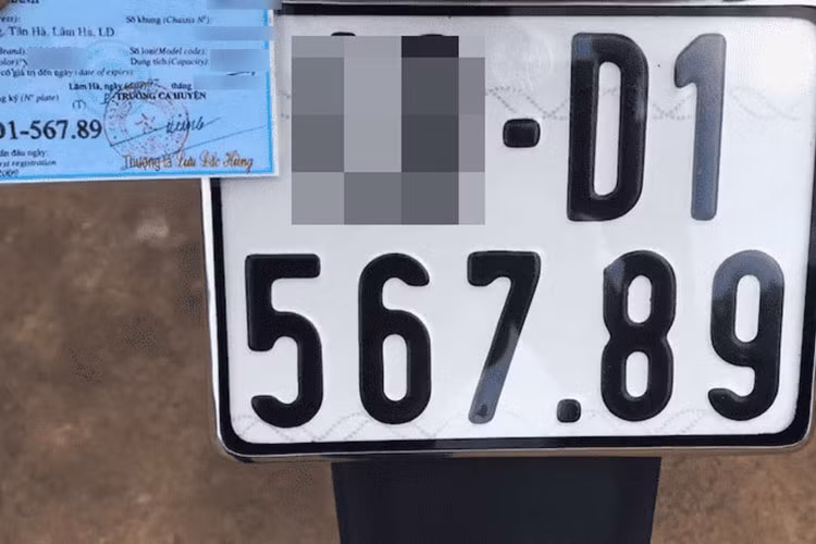 Cho phep dau gia bien so moto xe may, khoi diem tu 5 trieu dong