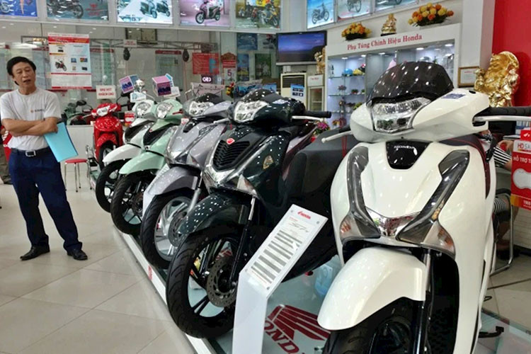 Xe may Honda dong loat giam gia manh trong 