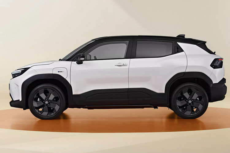 Với chiều dài 4.285 mm, mẫu xe SUV điện Toyota Urban Cruiser nằm giữa Yaris Cross và C-HR trong dòng SUV của Toyota tại châu Âu. Ngoại thất chịu ảnh hưởng lớn từ Urban SUV Concept của năm ngoái, với đủ các tính năng được tinh chỉnh để phù hợp với bản thương mại.