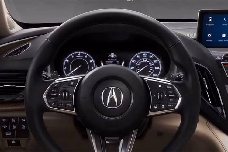 Những gì tốt nhất để Acura RDX 2019 thu hút khách hãng đó chính là công nghệ bên trong. Mẫu xe mới được trang bị hệ thống thông tin giải trí được điều khiển bằng touchpad, với màn hình 10,2 inch.