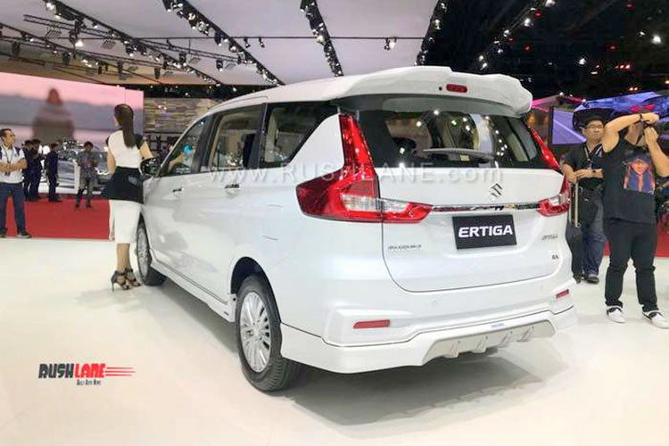 Ertiga thế hệ mới đã được Suzuki trang bị động cơ mới có tên mã là K15B, động cơ 4 xy-lanh thẳng hàng (I4) dung tích 1.5L hút khí tự nhiên này cho công suất tối đa 103 mã lực tại vòng tua 6.000 vòng/phút và mô-men xoắn cực đại 138Nm có được từ 4.400 vòng/phút. Xe sử dụng kết hợp với 2 tuỳ chọn hộp số tự động 4 cấp (4 AT) đi cùng với hệ dẫn động cầu trước (FWD).