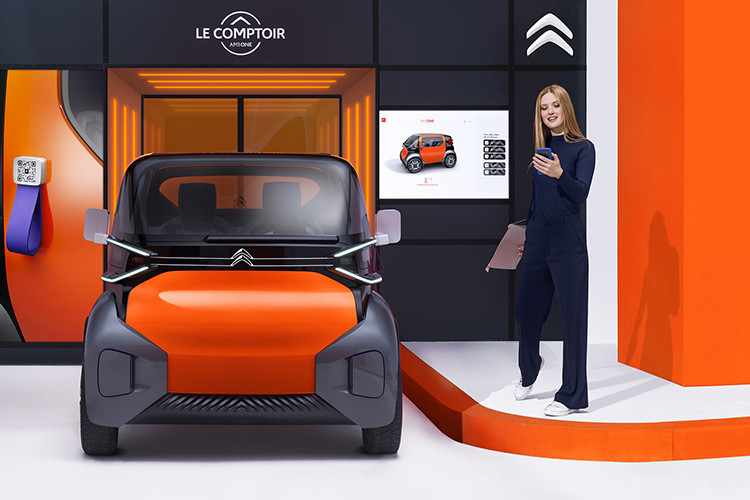 Giống như nhiều bản concept ra mắt trong thời gian gần đây, xe ôtô điện Citroen Ami One dựa trên nền tảng công nghệ xe điện và số hóa. Qua đó, chiếc xe có thể giải phóng người sử dụng và mang tới cho họ sự tự do, thư thái trong khi di chuyển.