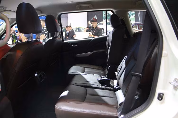 Một số công nghệ trang bị an toàn trên Terra điển hình như Cảnh báo chuyển làn (LDW), Cảnh báo điểm mù (BSW), Giám sát tầm nhìn thông minh (IAVM) với tính năng phát hiện vật thể chuyển động (MOD).