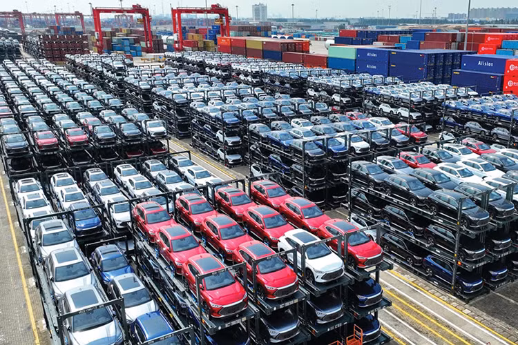 Một số thương hiệu ôtô đang chuẩn bị ra mắt những sản phẩm mới cải tiến về thiết kế và công nghệ đáp ứng nhu cầu ngày càng đa dạng của người dùng. Đáng chú ý một số mẫu xe ôtô Trung Quốc về Việt Nam ngay từ đầu năm 2025 này.