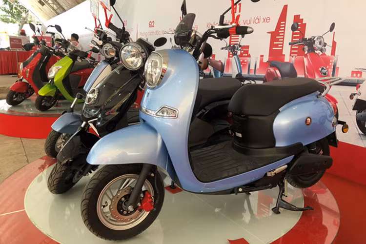 Trước những thông tin này, phía Honda Việt Nam (HVN) mới đây đã cho biết; những chiếc xe máy điện này không phải do HVN nhập khẩu hay phân phối. Hiện tại Honda Việt Nam chưa kinh doanh xe điện. Những thông tin tiếp theo sẽ được HVN kiểm tra và thông báo trong thời gian sớm nhất