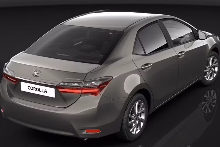 Với những nhận xét tích cực - đây cũng là một phần nguyên nhân khiến cho Toyota Corolla Altis thế hệ mới ở Việt Nam đang sụt giảm doanh số mạnh trong những tháng gần đây khi bị một số đối thur khác qua mặt.