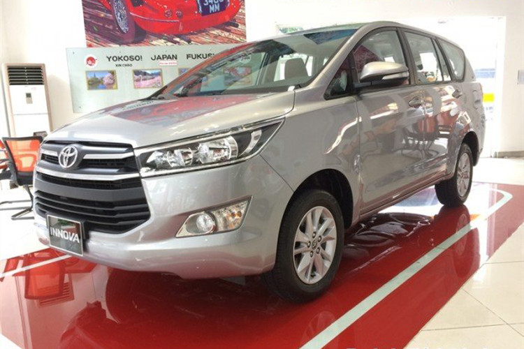 Trong tháng 12/2018, nhiều mẫu xe Toyota giảm giá nhẹ. Theo khảo sát của PV tại một số đại lý Toyota tại Hà Nội, Vios hiện đang được giảm giá từ 9 – 26 triệu đồng. Để đạt được mức giảm giá cao nhất, khách hàng khi mua xe có thể chọn cách chỉ lấy 1 năm bảo hiểm thân vỏ của chương trình ưu đãi TMV dành cho Vios. Còn nếu khách mua xe giữ nguyên chương trình ưu đãi này sẽ được giảm ít tiền mặt hơn.