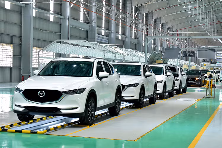 Trong tháng 12/2018 (từ 6/12 đến hết ngày 25/12/2018), Thaco thực hiện chương trình giảm giá xe ôtô dành cho các mẫu xe Mazda. Cụ thể Mazda CX-5 và bán tải BT-50 là hai mẫu xe được ưu đãi tiền mặt cao nhất lên đến 30 triệu đồng. Các mẫu xe còn lại của Mazda như: Mazda2, Mazda3 và Mazda6 được ưu đãi tiền mặt từ 5 – 20 triệu đồng.