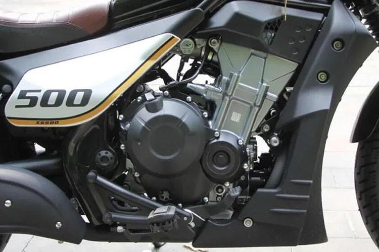 Tại Trung Quốc, giá xe Xiang Shuai Cangyun XS500 được bán ra với mức 4.261 USD (tương đương khoảng 100 triệu đồng).