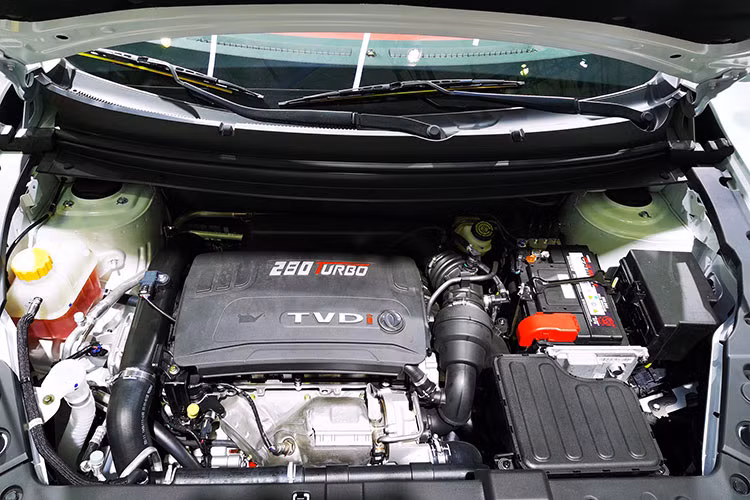 Được biết, đây là động cơ của BMW từng được lắp trên các dòng xe 116i hay trên các mẫu xe MINI. Chỉ số tiêu thụ nhiên liệu của xe dựa theo thông báo của nhà sản xuất là 7,5 lít/100 km trung bình.