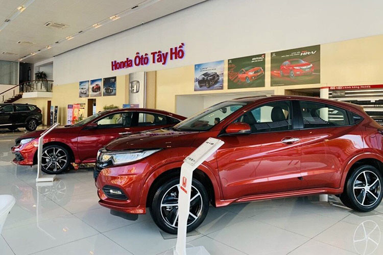 Dua doanh so, xe oto Honda dang 