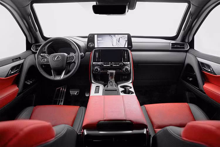 Sau khi nâng cấp, mỗi chiếc xe có thể đáp ứng tiêu chuẩn an ninh cấp CEN 1063 BR6. Điều này có nghĩa là LX600 của Inkas có thể chịu được sức công phá cùng lúc hai quả lựu đạn cầm tay DM51 hoặc sức tấn công tương đương của các loại súng tấn công tự động sử dụng cỡ đạn 7,62mm.