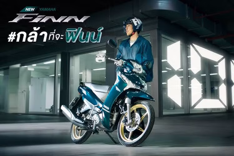 Ở bản cập nhật mới nhất này, Yamaha Finn 2024 mới có các lựa chọn màu sắc mới gồm xanh, xám và đen. Điểm nhấn của phiên bản này là bộ vành được sơn màu vàng gold nổi bật làm tăng sự cao cấp cho sản phẩm.