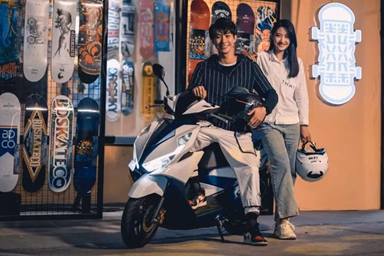 Mẫu Honda NX125 2021 mới là mẫu xe ga giá rẻ được hãng xe Nhật Bản giới thiệu đến thị trường Trung Quốc vào cuối năm 2020. Đây được xem là mẫu xe tay ga cho những khách hàng trẻ tuổi trong đô thị.