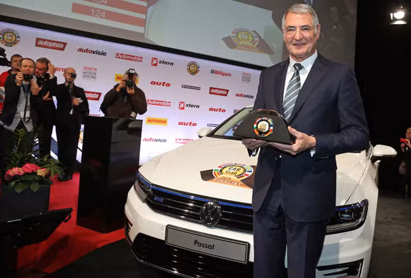 Volkswagen Passat 2015 giành tới 340 điểm từ hội đồng 58 nhà báo hàng đầu trong lĩnh vực ôtô ở châu Âu