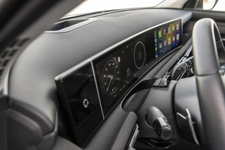 4 thương hiệu của tập đoàn Stellantis có lẽ sẽ phải ước ao khi nhìn sang doanh số của Hyundai. Trong quý III năm nay, Hyundai đã bán được 210.971 chiếc xe cho khách hàng Mỹ, tăng trưởng 5%. Cộng dồn từ đầu năm 2024 đến nay, Hyundai đạt doanh số 610.494 xe, tăng 2%.