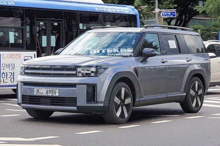 Hyundai SantaFe 2024 tiep tuc lo dien, noi that cua xe gay chu y