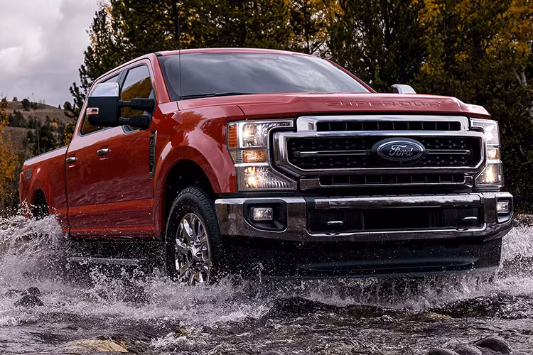 Ford trieu hoi hon 1 trieu xe oto doi moi vi loi an toan