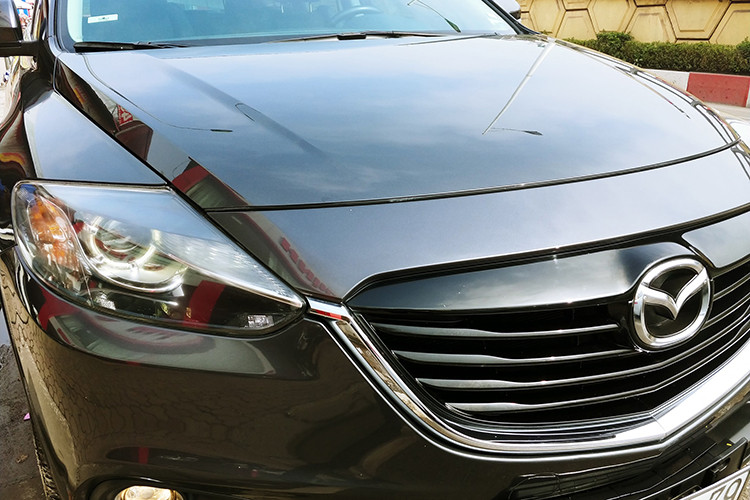 Đối với những người muốn bán nhanh để đổi sang xe khác hoặc cần tiền đầu tư thì không ngại rao bán xe với giá hời. Theo quan sát của PV, hiện một chiếc CX-9 đời 2015 còn khá mới nhưng chỉ có giá bán 885 triệu đồng, đó là chưa thương lượng. Với những người yêu xe Mazda và đang cần tìm một chiếc crossover cỡ lớn cho gia đình 7 người thì đây là một lựa chọn khá hợp lý ở thời điểm này, nhưng có thể thấy nó lại chẳng rẻ hơn một chiếc SUV 7 chỗ "đập thùng" là bao.