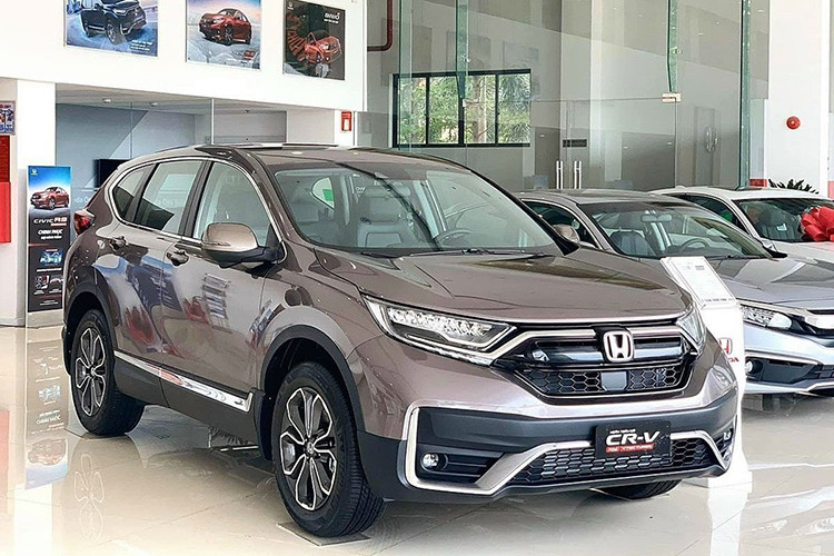 Honda CR-V giam gia sau tai dai ly Viet, Mazda CX-5 de chung